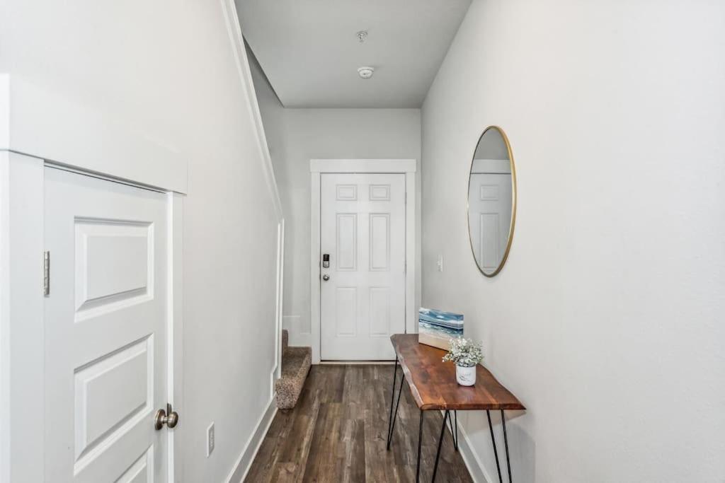 Luxury Townhome Near Downtown And Pensacola Beach Ngoại thất bức ảnh