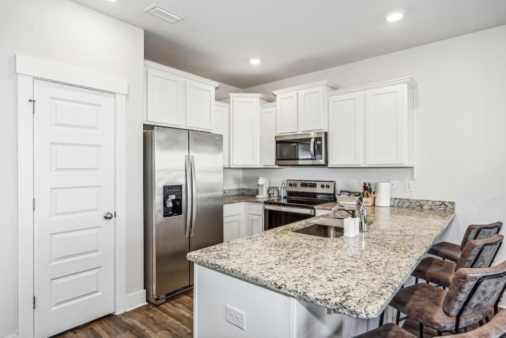 Luxury Townhome Near Downtown And Pensacola Beach Ngoại thất bức ảnh